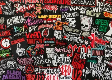Random Lot of 25 Rock Band Patches Iron on Applique Music Punk Roll Heavy Metal
