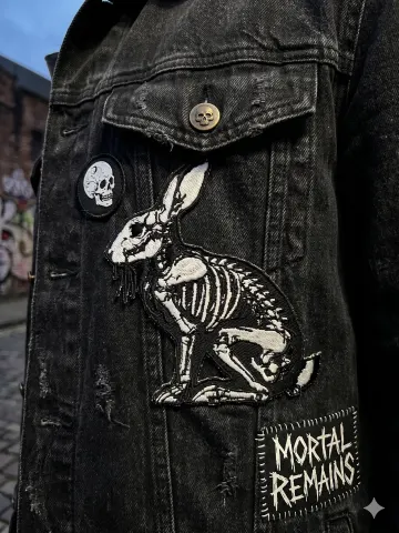 Skeleton Bunny Embroidered Patch – Gothic Rabbit Anatomy Badge – Dark Accessory (10cm)