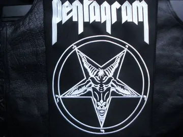 PENTAGRAM…  Embroidered Backpatch  (doom metal)    U.S.A   RACK031*
