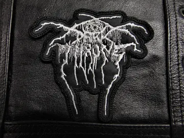 DARKTHRONE…  Embroidered Patch  (black metal)   Norway   3616*
