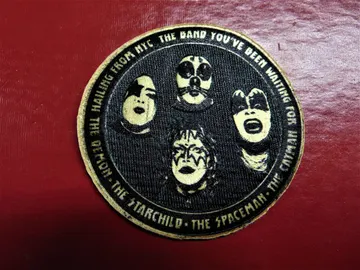 KISS  Embroidered patch  (glam rock)   175