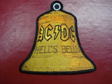 AC/DC…  Embroidered patch  (hard rock)   Australia  1336