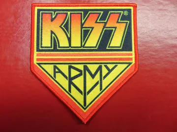 KISS …Embroidered Patch   (hard rock)    2296