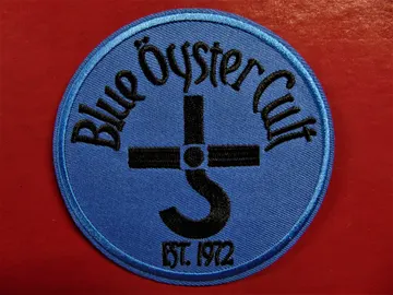 BLUE OYSTER CULT…  Embroidered Patch  (classic rock)   U.S.A   3136