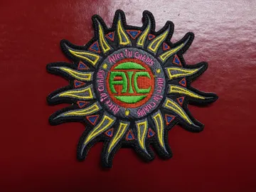 ALICE IN CHAINS…  Embroidered Patch  (grunge)  U.S.A   1450