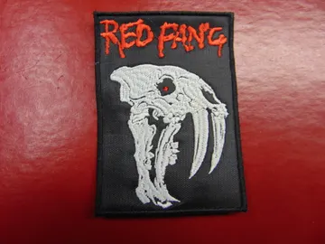 RED FANG…   Embroidered Patch   (Stoner Metal)   U.S.A   3256