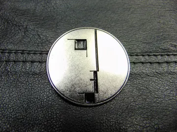 BAUHAUS… Metal Pin / Badge  (gothic rock)  U.K   421