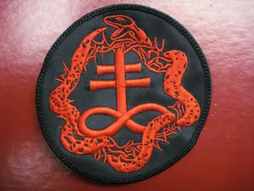 LEVIATHAN CROSS …(black metal)   U.S.A   1952*