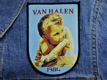 VAN HALEN …(heavy metal)   3582