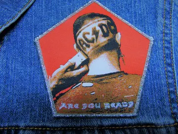 AC/DC …(hard rock)  1524