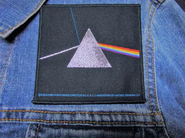 PINK FLOYD  Official Woven Patch  (classic rock)   (2925)