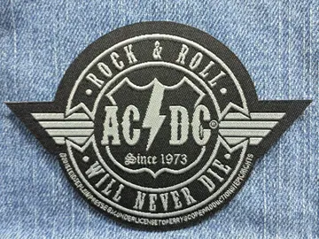 AC/DC …(hard rock)   (1876)