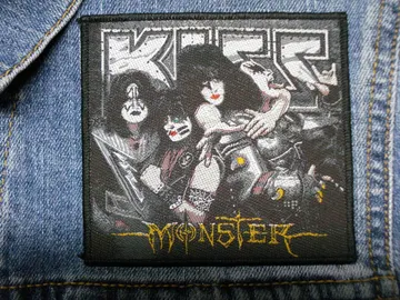 KISS… Official Woven Patch  (hard rock)    U.S.A   (2913)