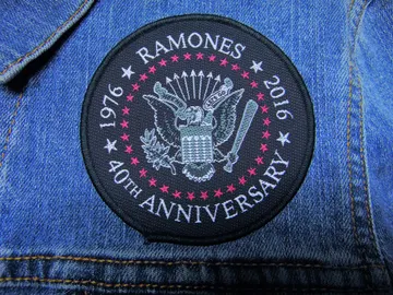 RAMONES  Official Woven Patch  (punk rock)   (2917)