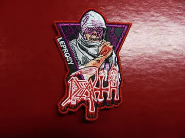 DEATH…  Embroidered patch  (death thrash)   U.S.A   2471