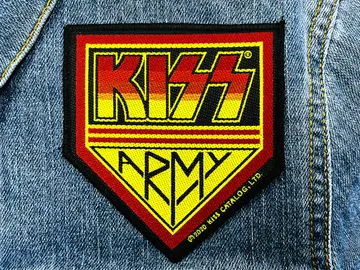 KISS…  Official Woven Patch  (hard rock)    U.S.A   (4091)