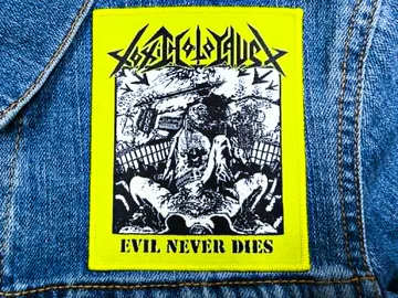 TOXIC HOLOCAUST…  Woven Patch  (thrash metal)   U.S.A  (931)